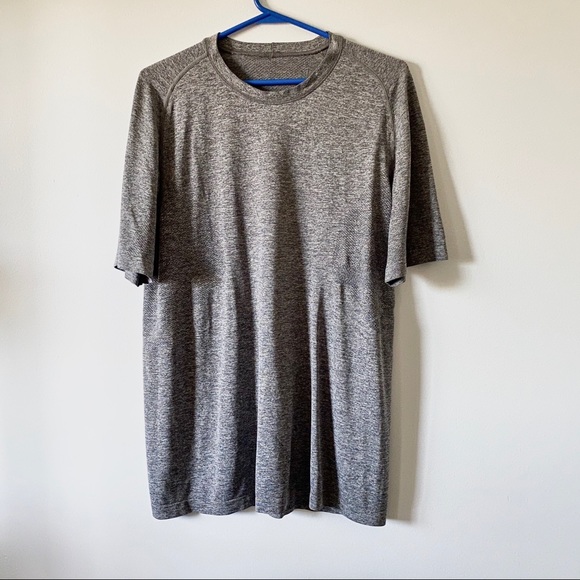 lululemon athletica Other - Men’s Lululemon Metal Vent Tech Grey Shirt Medium
